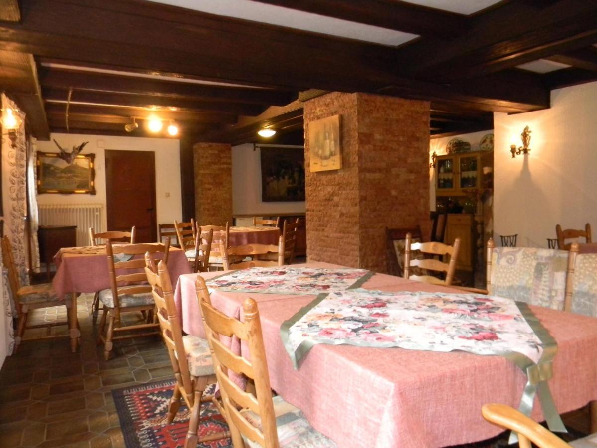 Gastehaus Am Calmont Panzió Ediger-Eller Kültér fotó