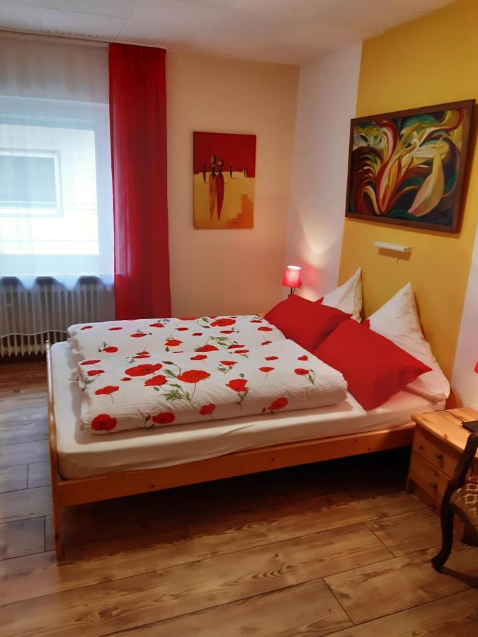Gastehaus Am Calmont Panzió Ediger-Eller Kültér fotó